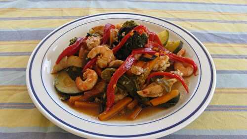 Tajine de poulet aux gambas et légumes