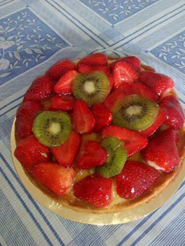 Tarte aux fraises et aux kiwis