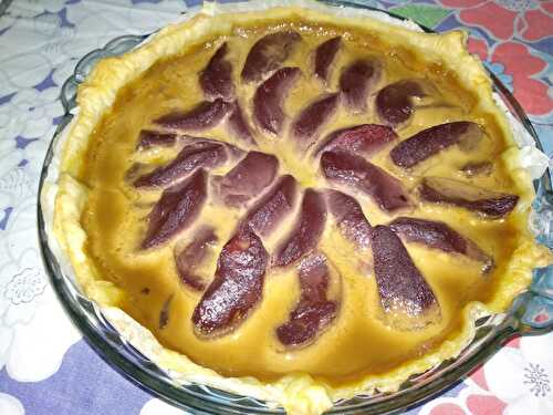 Tarte aux pommes marinées au vin rouge et à la cannelle