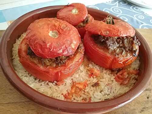 Tomates farcies au boeuf et au curry