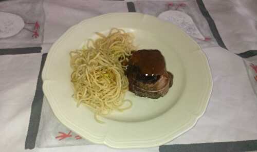 Tournedos de bœuf à la sauce asiatique et spaghetti à la sauce citron