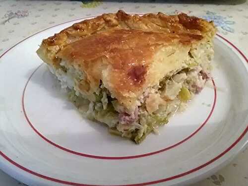 Tourte aux poireaux et chou-fleur aux lardons et buche de chèvre