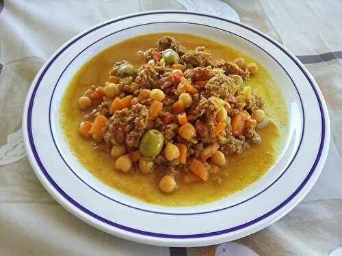 Viande d’agneau hachée aux pois chiches à l'andalouse