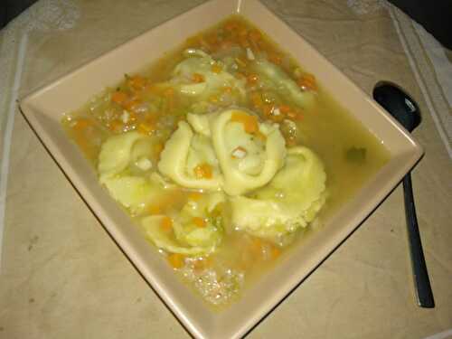 Soupe de légumes aux tortelloni