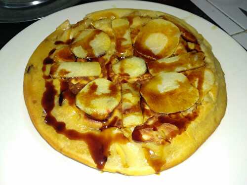 Gâteau aux pommes à la cannelle à la poêle