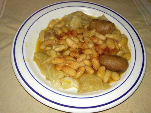 Haricots blancs au chou et aux chorizos piquants