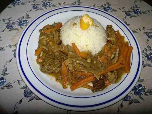 Wok de boeuf au jus de pamplemousse et gingembre aux carottes