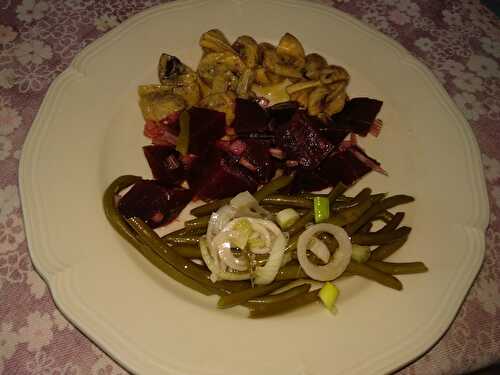 Salade mixte de champignons, betteraves et haricots verts