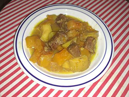 Boeuf braisé à la courge butternut et pommes de terre au romarin