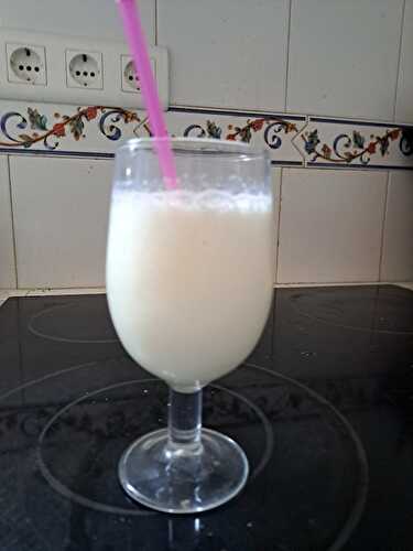 Milkshake ou batido de melon au yaourt de coco