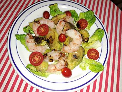 Salade de gambas épicées à l’avocat