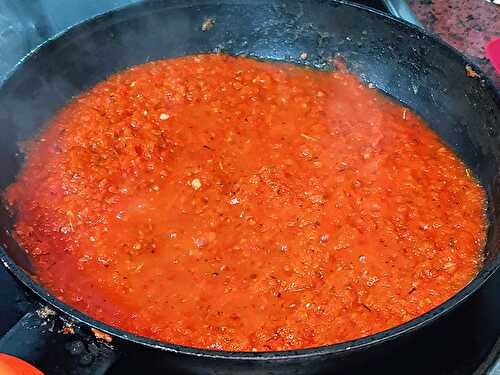 Sauce tomate au basilic et ail pour pizzas ou pâtes ou riz