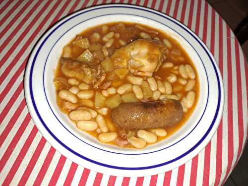 Poulet et chorizo aux haricots blancs à la tomate