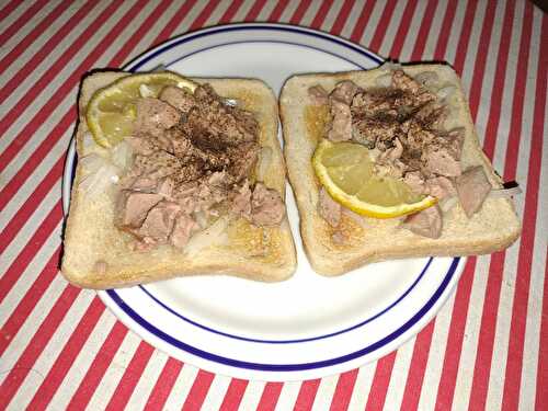 Toast de foie de morue au citron et au miel