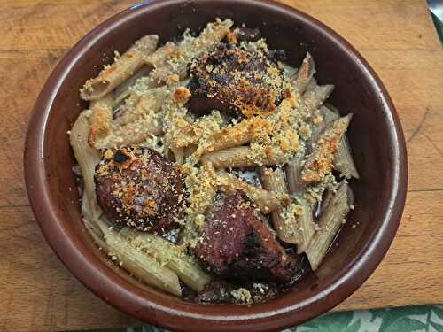 Filet mignon en croûte de parmesan et penne rigate