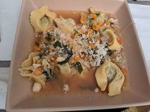 Tortellini aux gambas et champignons avec courge aux feuilles de blettes