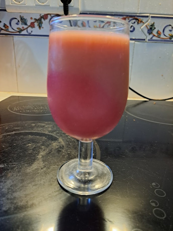 Smoothie de goyaves fraises à la grenade