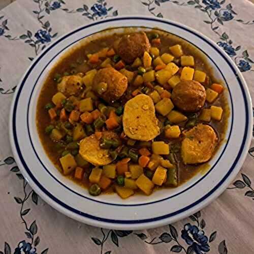 Tajine de boulettes de poulet au citron et macédoine de légumes à la marocaine
