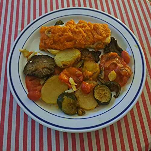 Pavés de cabillaud en croute de sauce romesco et légumes estivaux