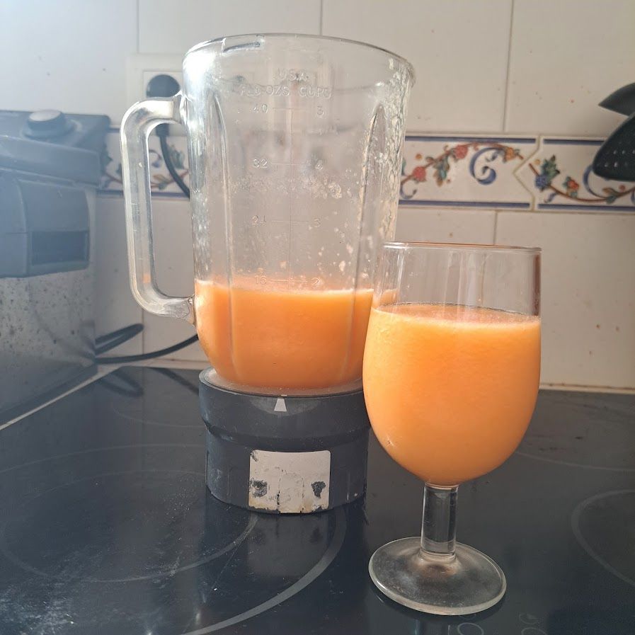 Smoothie de melon blanc et papaye au jus de citron