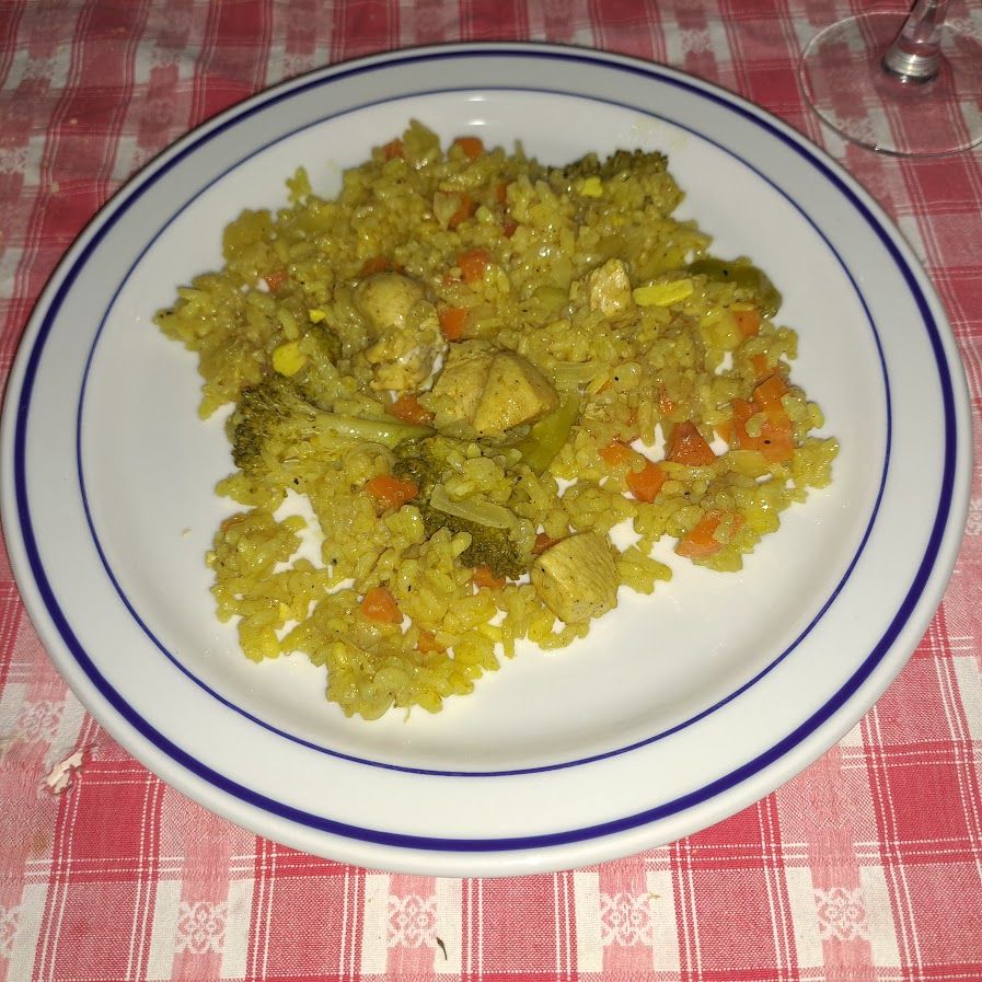 Curry de dinde au riz et brocoli au lait de coco