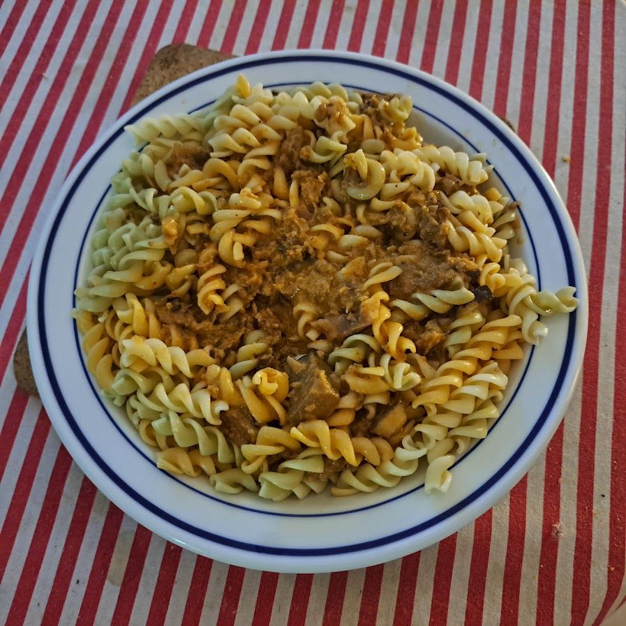 Torti au ragout d’aubergines et de viande hachée