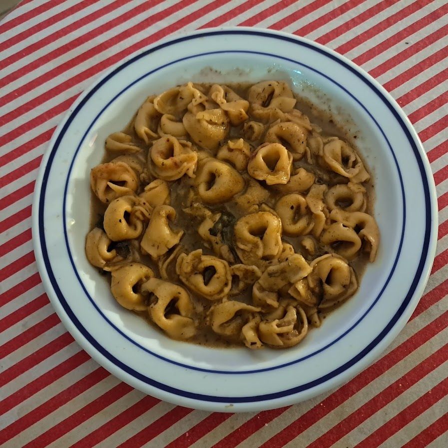 Tortellini in brodo – Tortellini au bouillon de bœuf