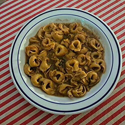 Tortellini in brodo – Tortellini au bouillon de bœuf