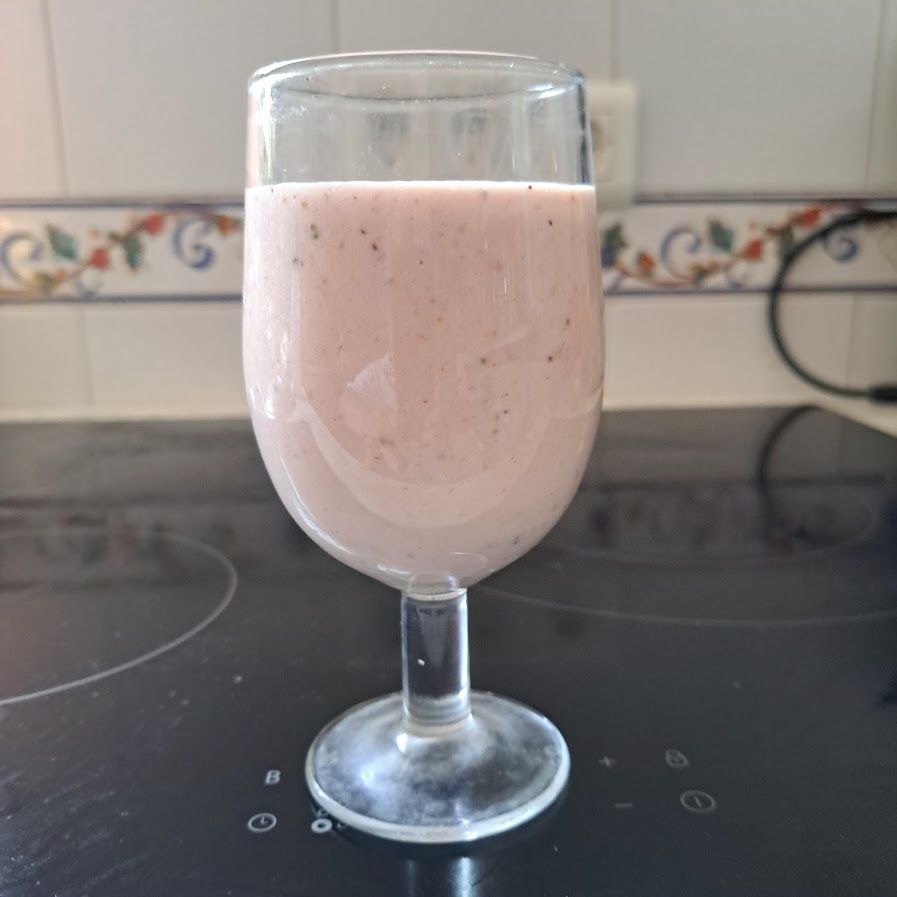 Milkshake ou batido de banane aux myrtilles