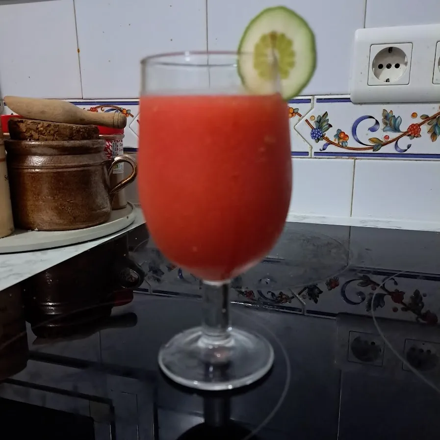 Smoothie de pastèque au citron vert et au gingembre