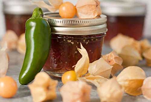 Cette confiture de cerises de terre et piments forts est délicieuse...