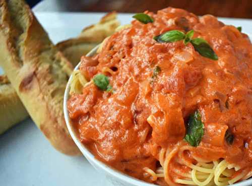 Cette recette de crème de tomates va devenir votre préférée pour les pâtes!