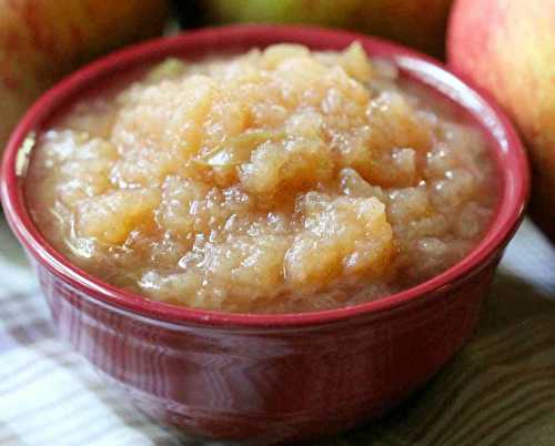 La compote de pommes à la mijoteuse la plus facile à faire!