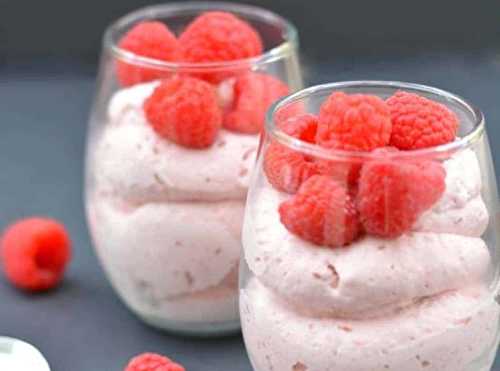 La meilleure recette de mousse aux framboises (Légère et délicieuse!)