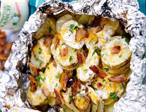 La meilleure recette de patates bacon et ranch sur le BBQ!