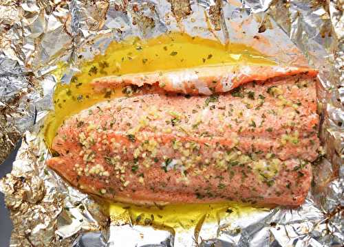 La meilleure recette de truites arc-en-ciel au beurre et à l'ail (Wow!)