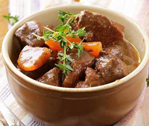 La recette facile de bœuf bourguignon super tendre au four!