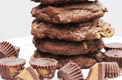 La recette parfaite de biscuits au chocolat, beurre d'arachides et Reese!