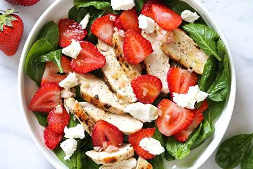 La recette parfaite de salade d'épinards et fraises au poulet grillé!