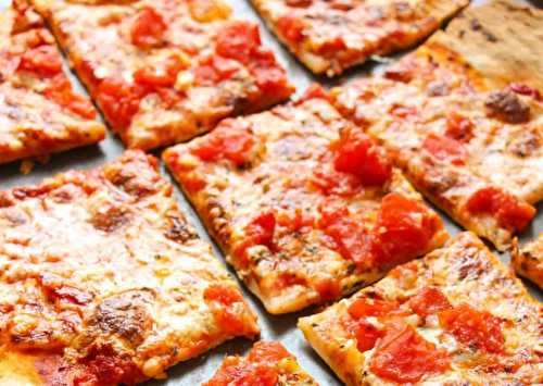 La recette secrète de la pâte à pizza croûte mince (style Domino's)!