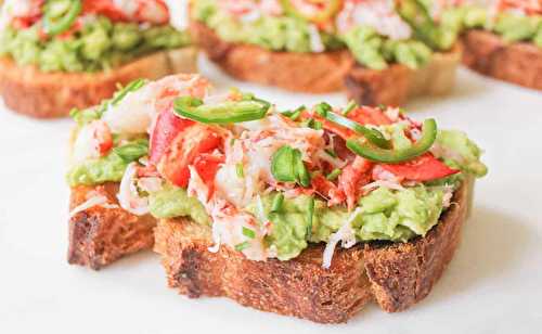 La toast de homard à l'avocat, c'est vraiment bon et facile à faire!