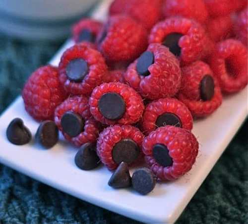 Les framboises au chocolat noir (Une collation rapide et délicieuse!)