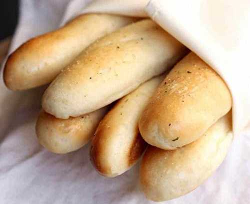 Les petites baguettes de pains maison (sans machine) sont absolument parfaites!