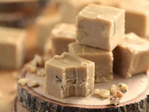 Une recette de fudge au sirop d'érable et noix de Grenoble (Facile à faire!)