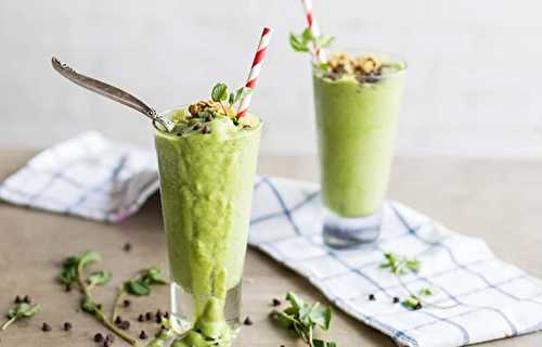 Une recette de smoothie vert au chocolat à la menthe (Santé et facile!)