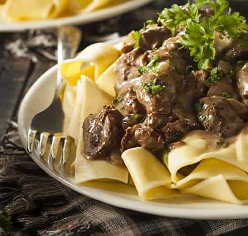 Une recette parfaite de boeuf stroganov à la mijoteuse!