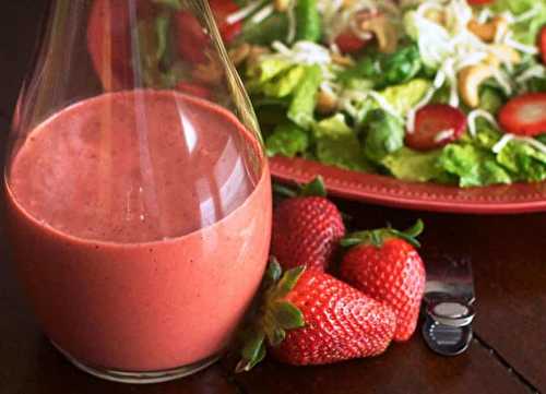 Une savoureuse recette de vinaigrette aux fraises et vinaigre balsamique!