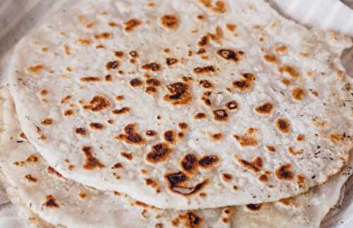 La recette facile de pain naan sans gluten (Seulement 3 ingrédients)