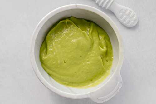 Purée d’avocat et banane (pour bébé)