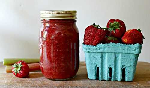 Compote de fraises et rhubarbe